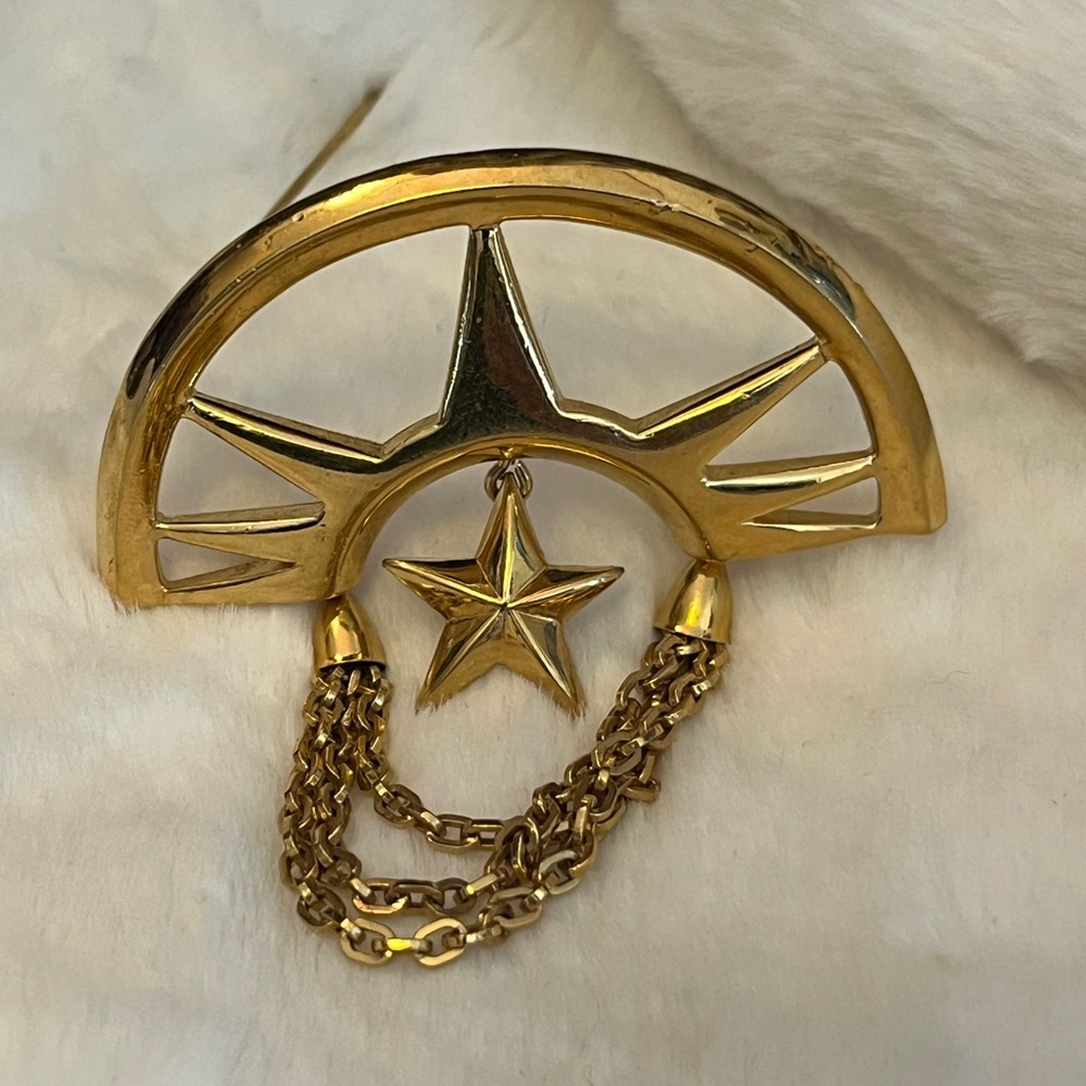 Monet Gold tone Starburst Brooch with Chains